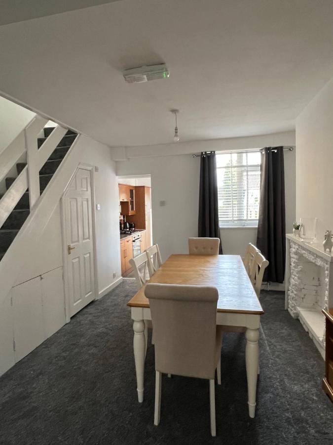Crown Road Apartment Sittingbourne Exterior photo